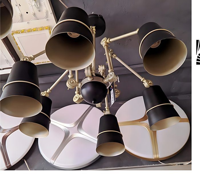 ثريا اخطبوت سداسية — Chandelier