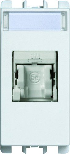 بريز داتا ابيض — White Socket