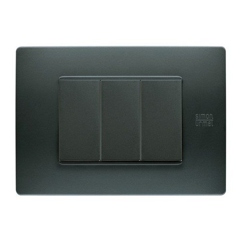 غطاء ثلاثي فليكسا اسود — Black Cover Plate