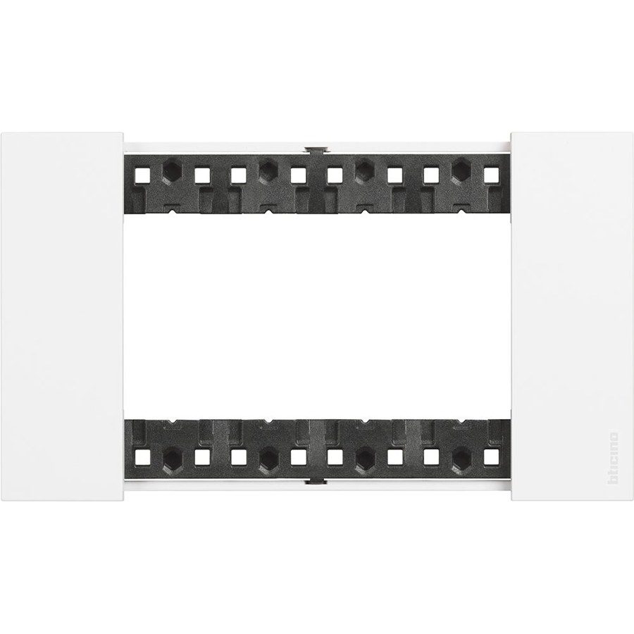 غطاء رباعي ابيض — White Cover Plate